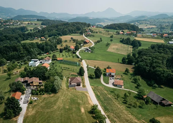 Dom wakacyjny Kamence